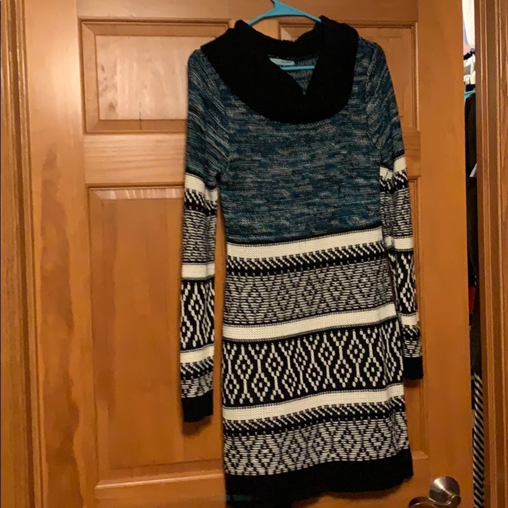 Long sleeve knit dress